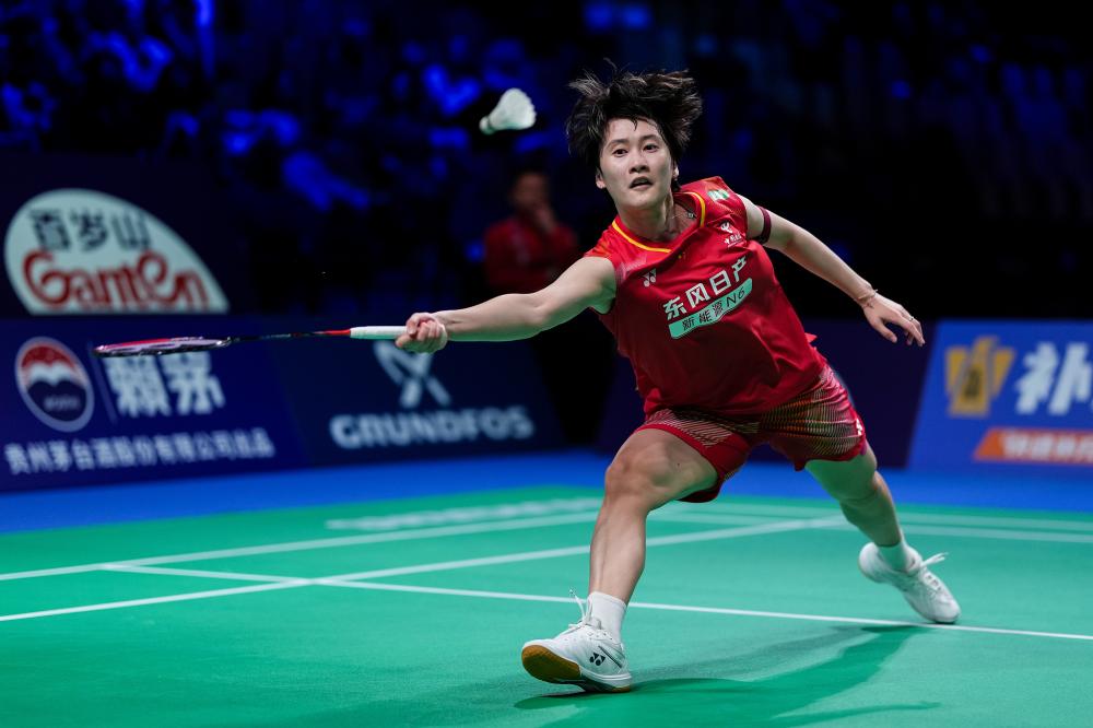 奎因休斯领衔现代冰球职业生涯与核心价值解析