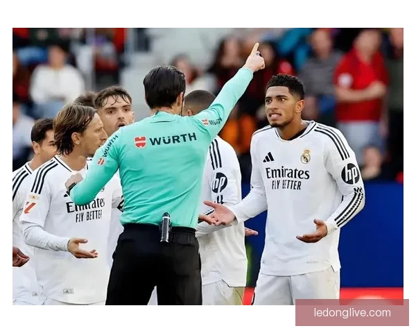 马竞官方回应马丁踩踏事件称裁委会曾判定类似情况应出红牌